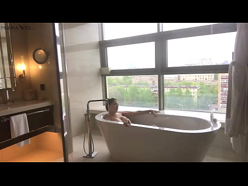 ❤️ Geweldige babe Hertstochtlik rukt har kut yn 'e badkeamer ❤❌ Fucking video  op fy.porn33.top ❌