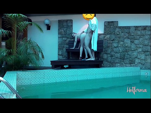 ❤️ Baas noeget faam nei it swimbad, mar koe net wjerstean in hot ❤❌ Fucking video  op fy.porn33.top ❌